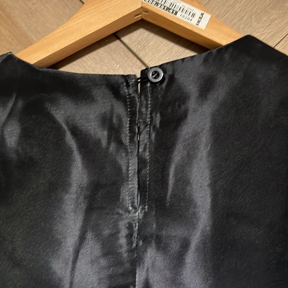 Mini Dress, black with abstract print. SZ L new with tags! - Picture 7 of 7